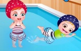 Hazel Bebek Yüzüyor